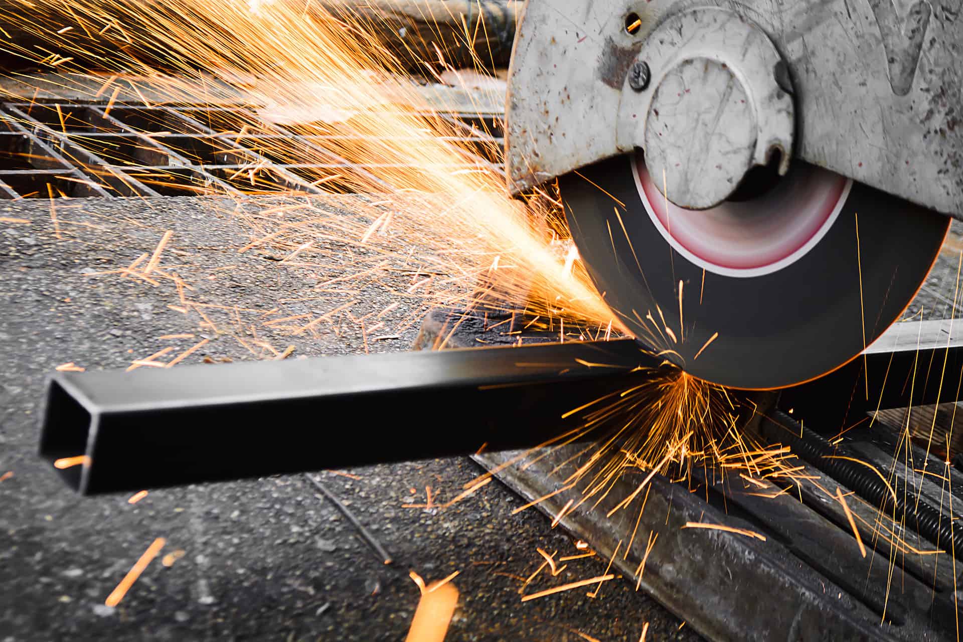 Нарезка и рубка металлопроката